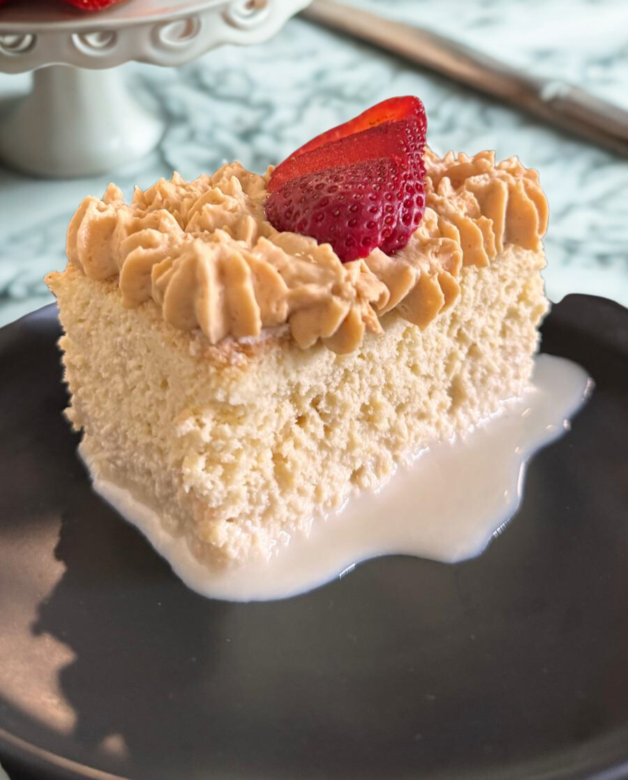 TRES LECHES