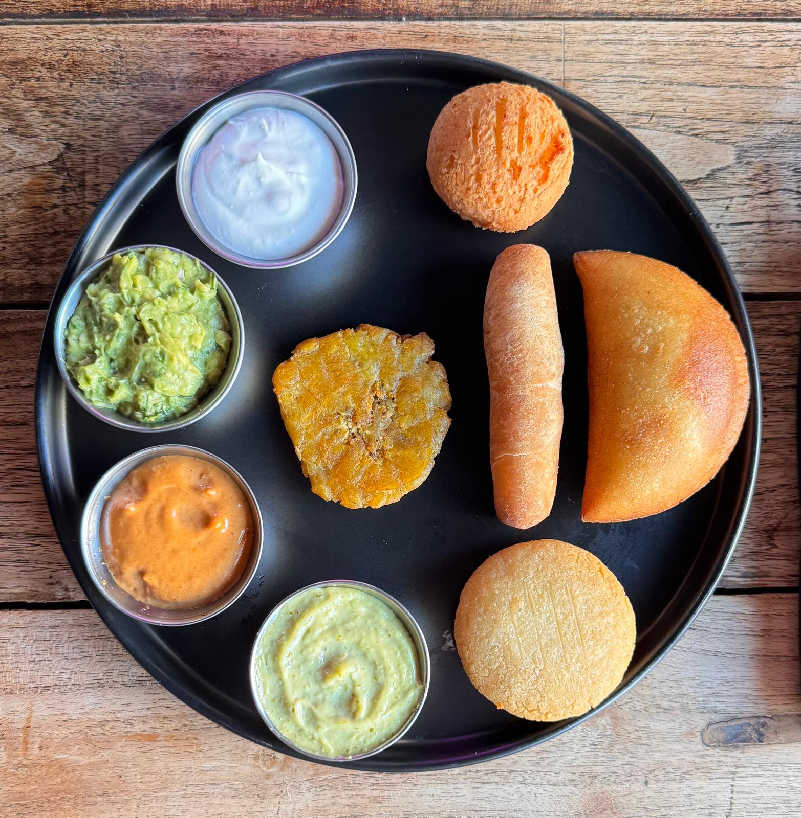 PLATO MIXTO BOCADILLO